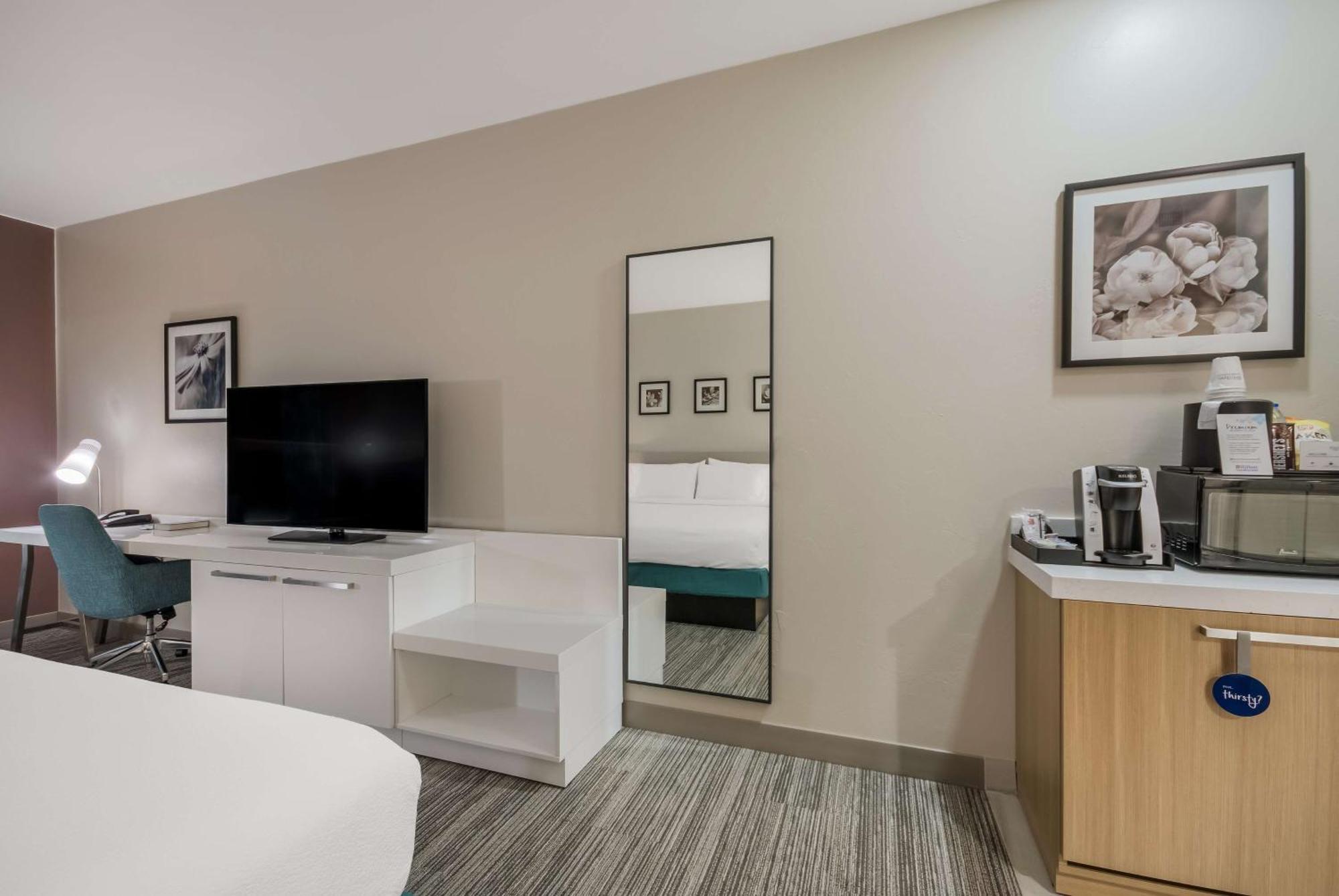 Hilton Garden Inn Oklahoma City Midtown Exterior foto